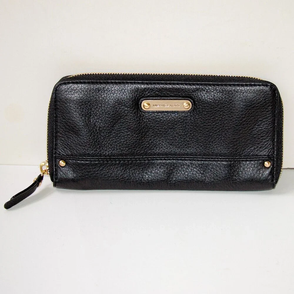Michael Kors black leather wallet - Picture 1 of 3